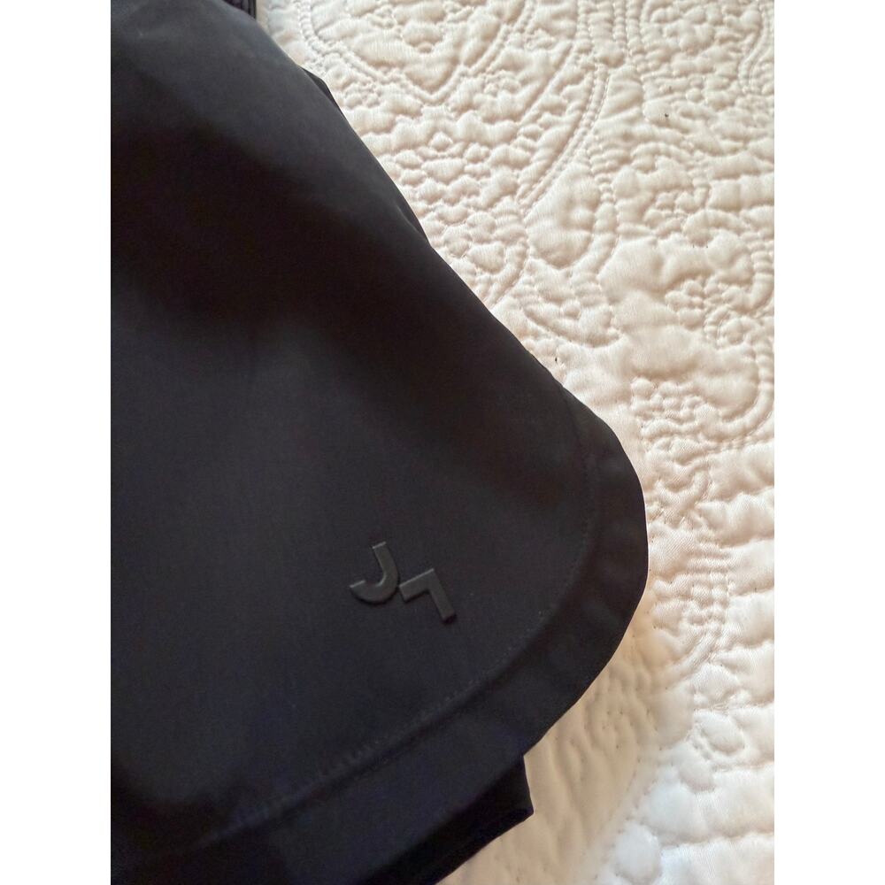 Joy Lab black flowy workout shorts XS wide elastic waistband, built in liner